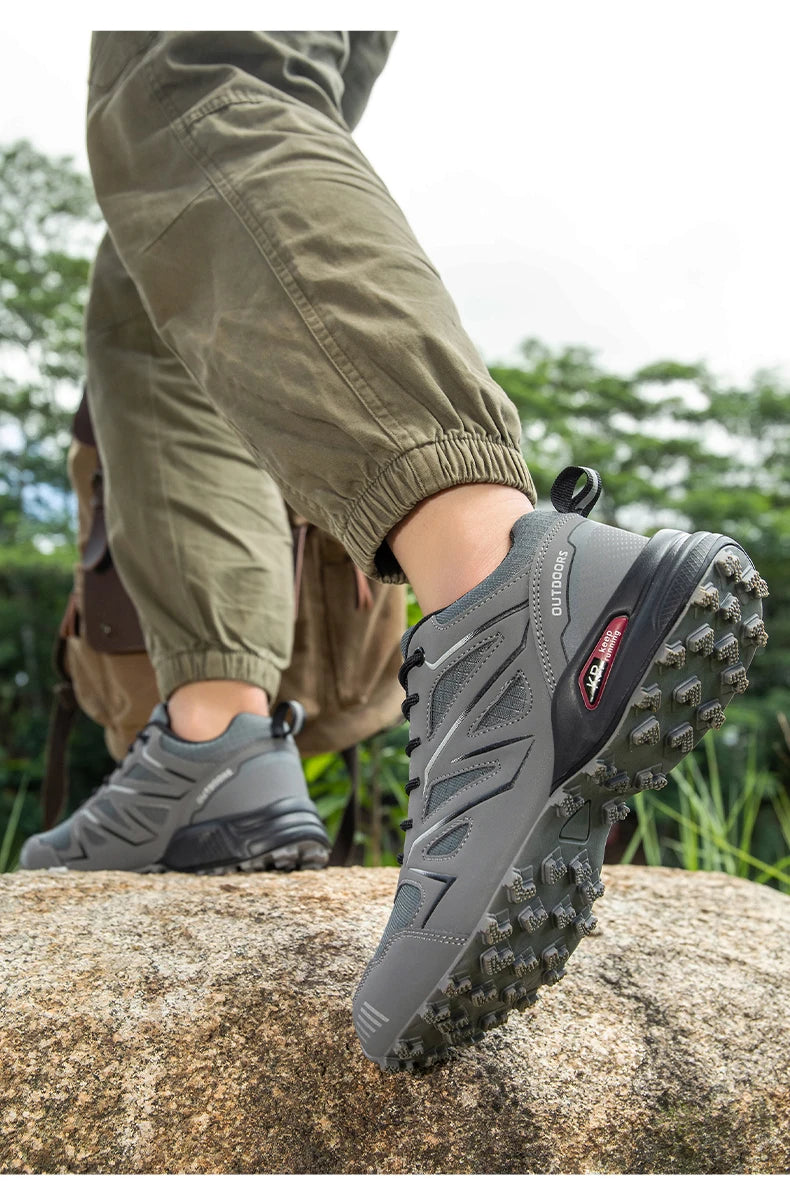 Chaussures de randonnée et trekking homme résistantes à l'eau, semelle crantée