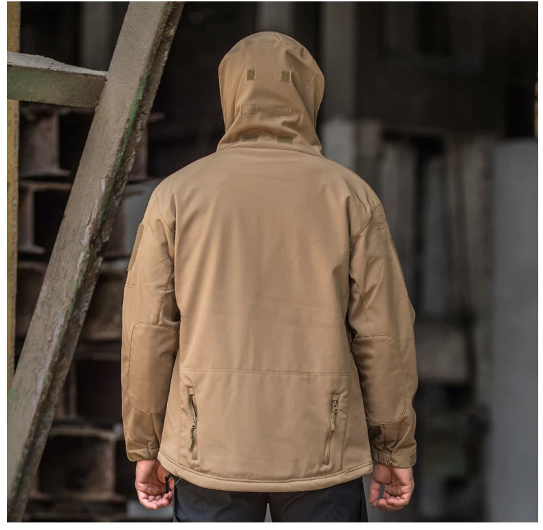 Veste de randonnée homme softshell militaire à capuche, coupe-vent